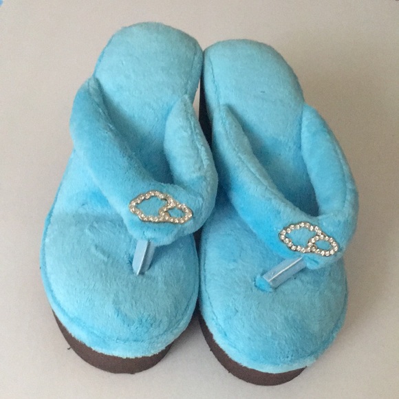 thong style slippers